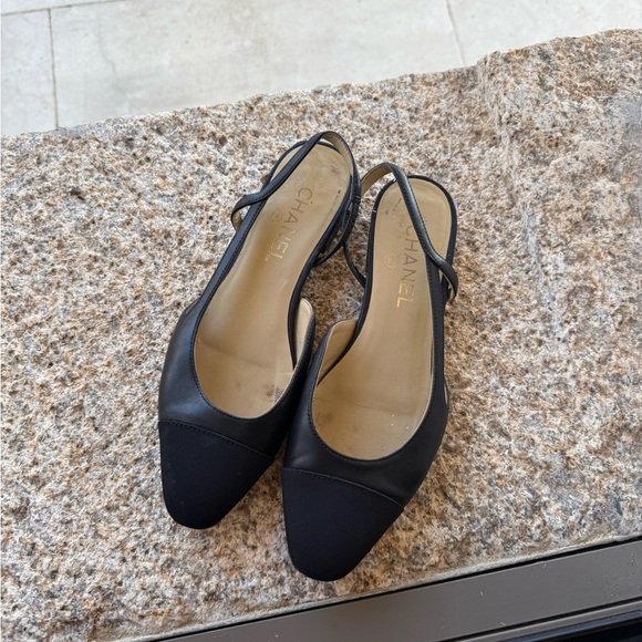 CHANEL Black Slingback Heels size 39 - Picture 1 of 9